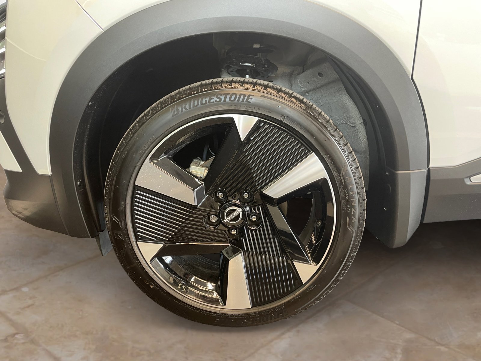 2026 Nissan KICKS SR - Photo 25