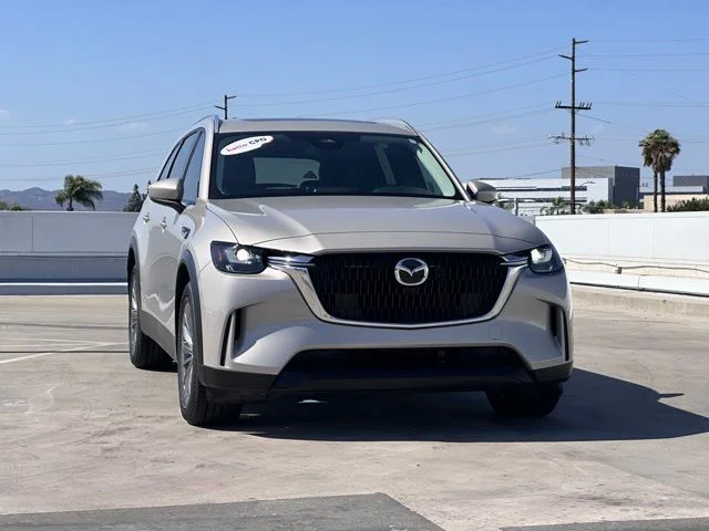 Certified Used 2024 Silver Mazda Preferred image 4