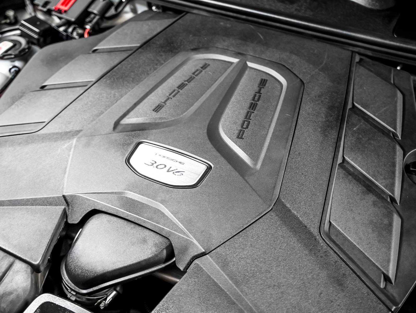 Certified Used 2023 CHALK Porsche Coupe image 13