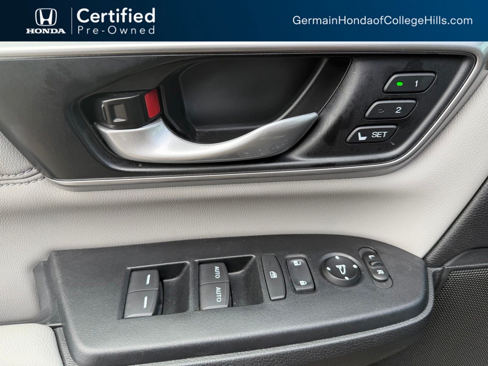 Certified Used 2022 Modern Steel Metallic Honda Touring image 17