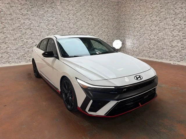 New 2026 Atlas White Hyundai Base image 1