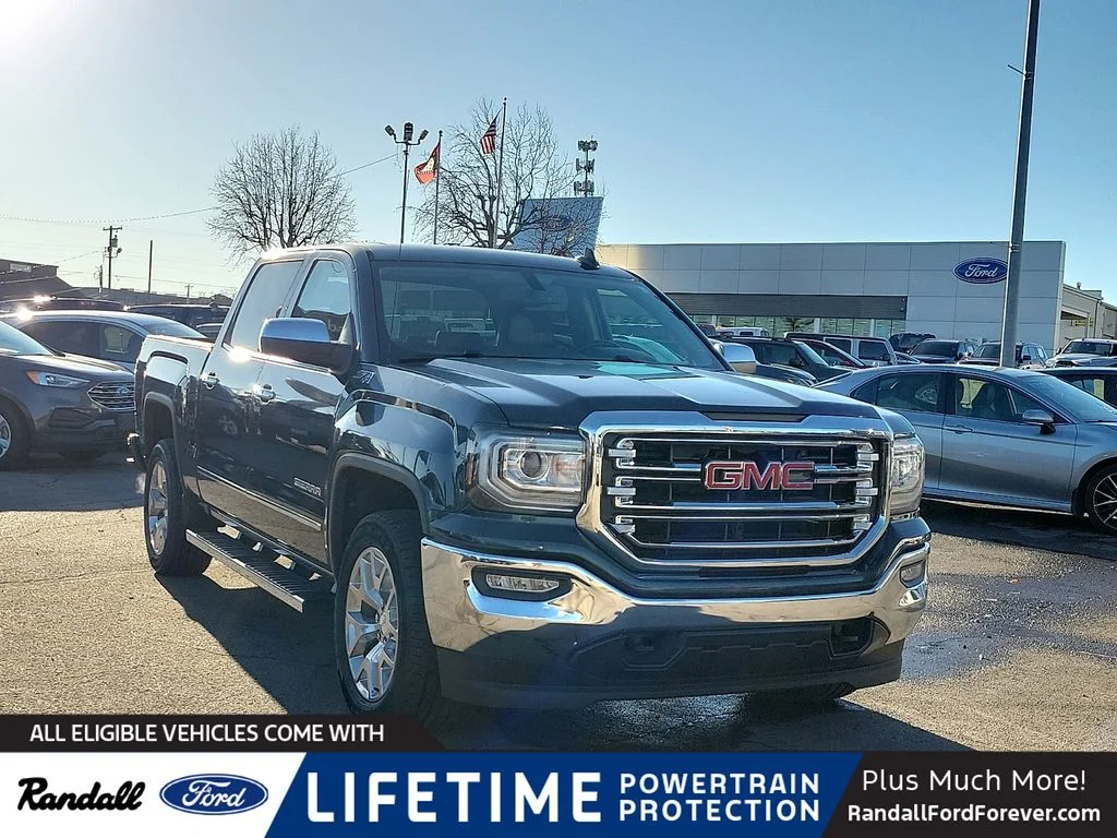 2018 GMC Sierra 4WD Crew Cab Short Box SLT's photo