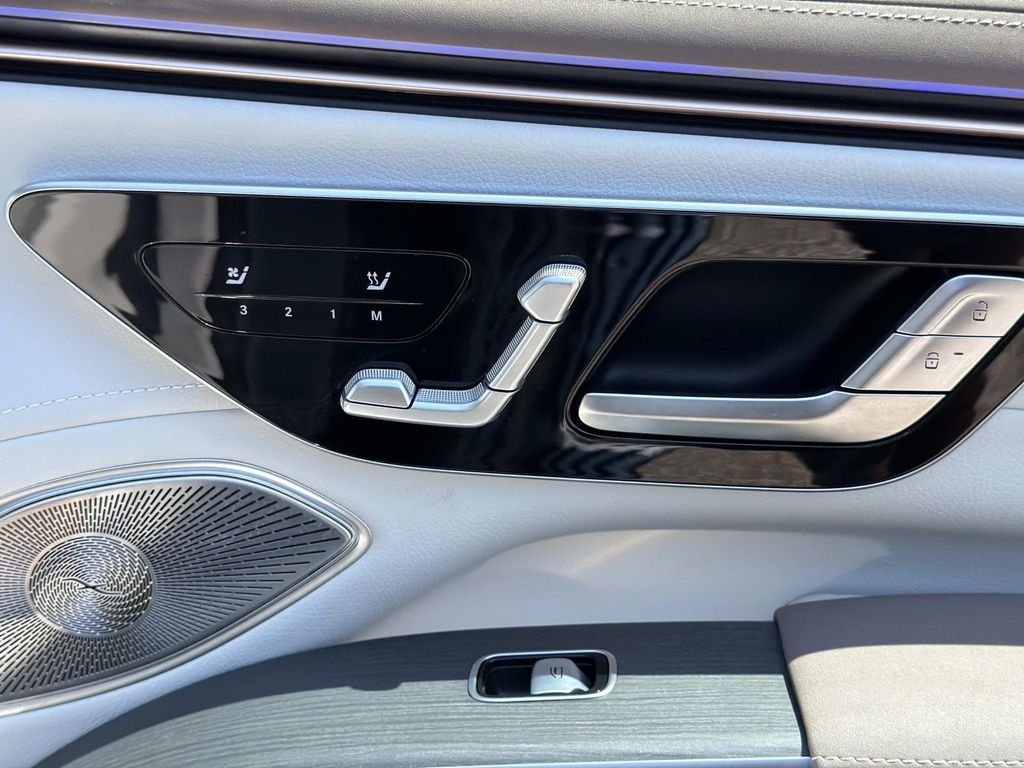 Certified Used 2023  Mercedes-Benz 450 image 15