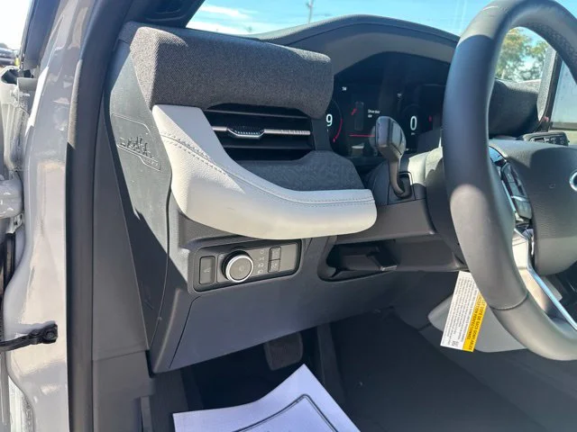 New 2027 Avalanche Gray Ford Platinum™ image 35