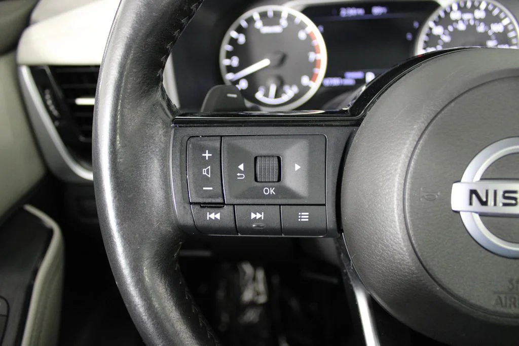 2021 Nissan Rogue SV - Photo 25