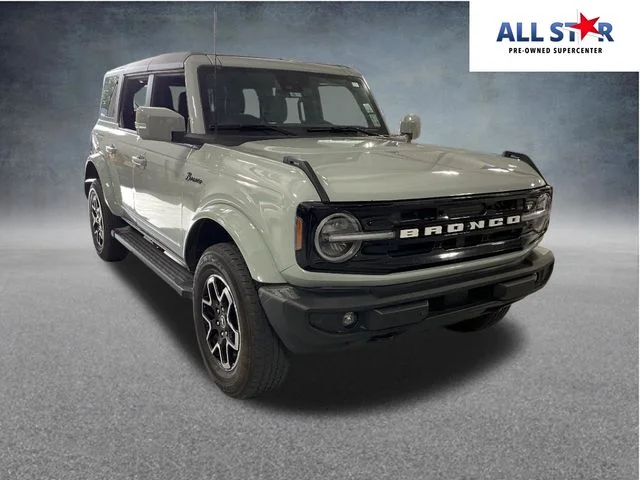 2024 Ford Bronco Outer Banks 4x4's photo