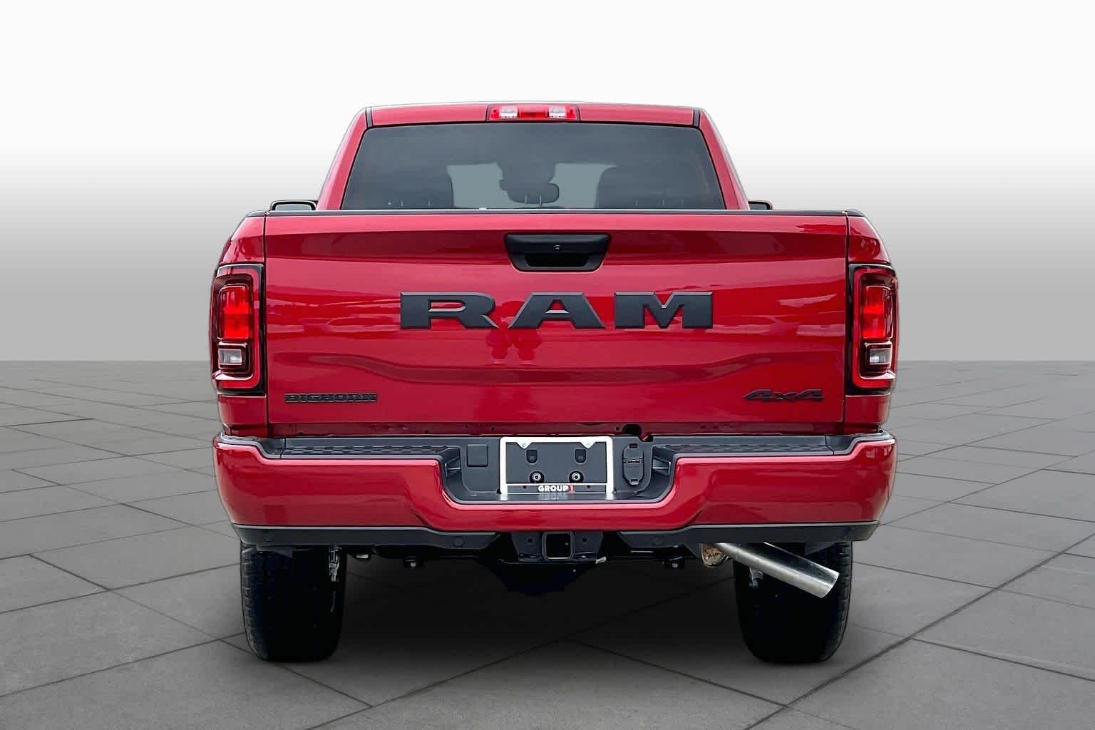 New 2026 Molten Red Pearl-Coat Exterior Paint RAM Big Horn image 4
