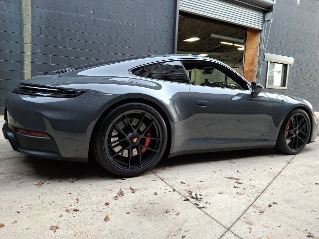 2025 Porsche 911 GTS - Photo 8