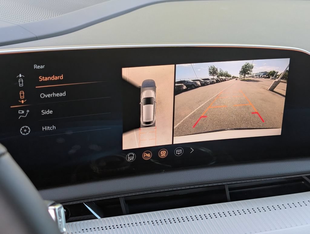 2027 Cadillac OPTIQ Sport - Photo 25