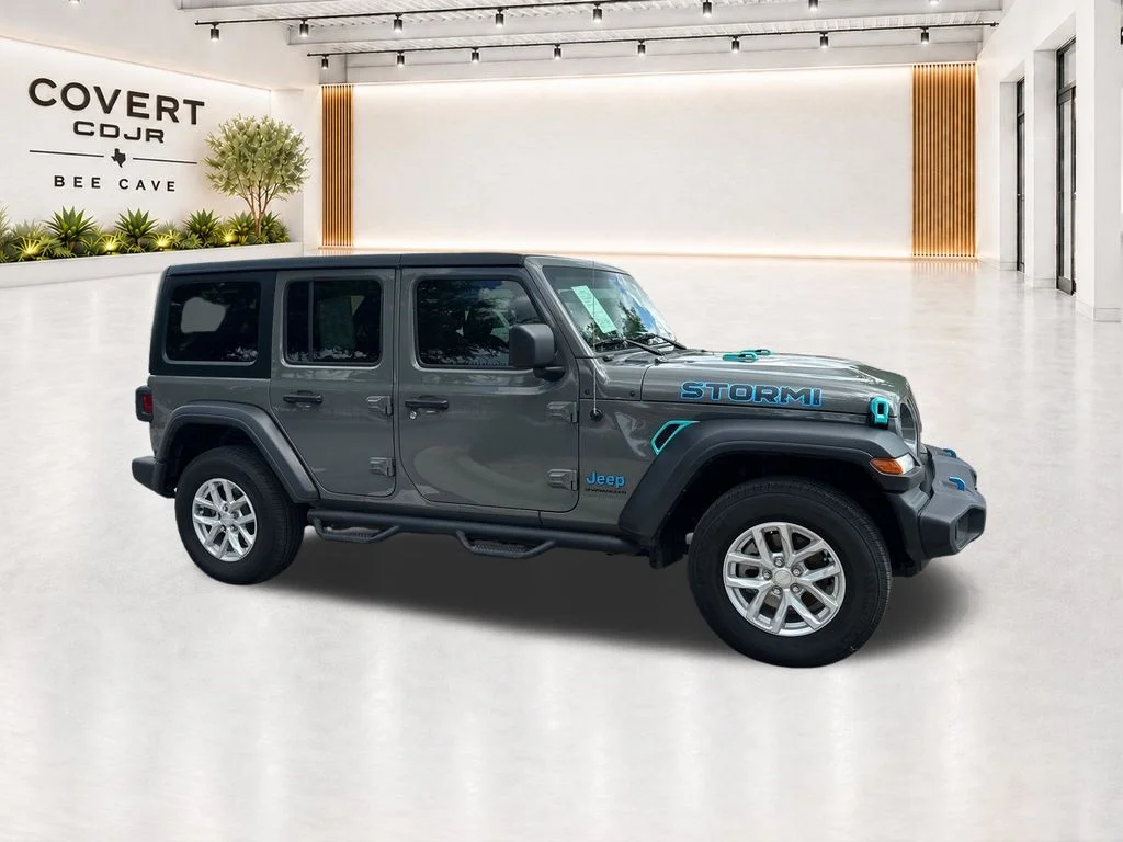 Used 2023 Gray Jeep Sport S image 14