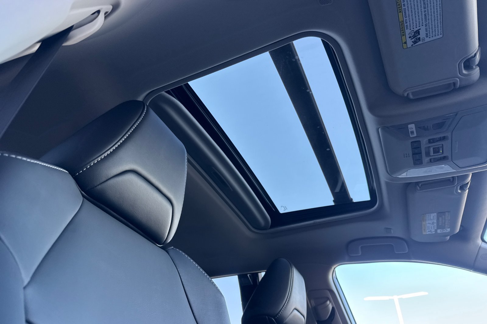 Used 2025 Gray Toyota XLE Premium image 18