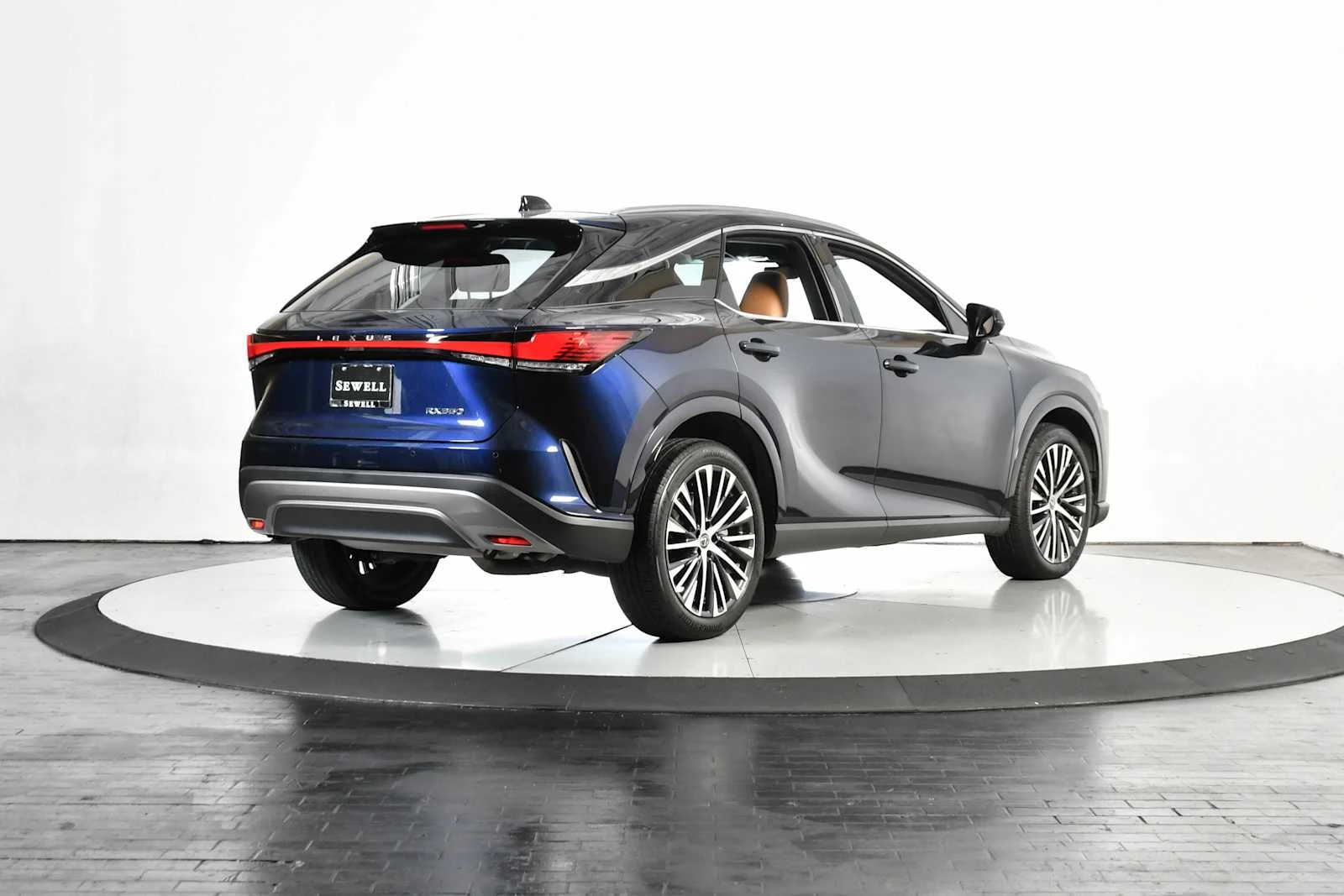 Certified Used 2025 Nightfall Mica Lexus Premium Plus image 5