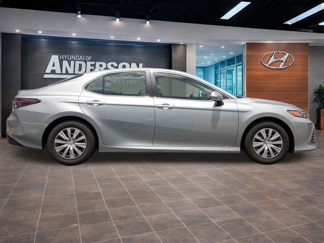2023 Toyota Camry LE - Photo 13