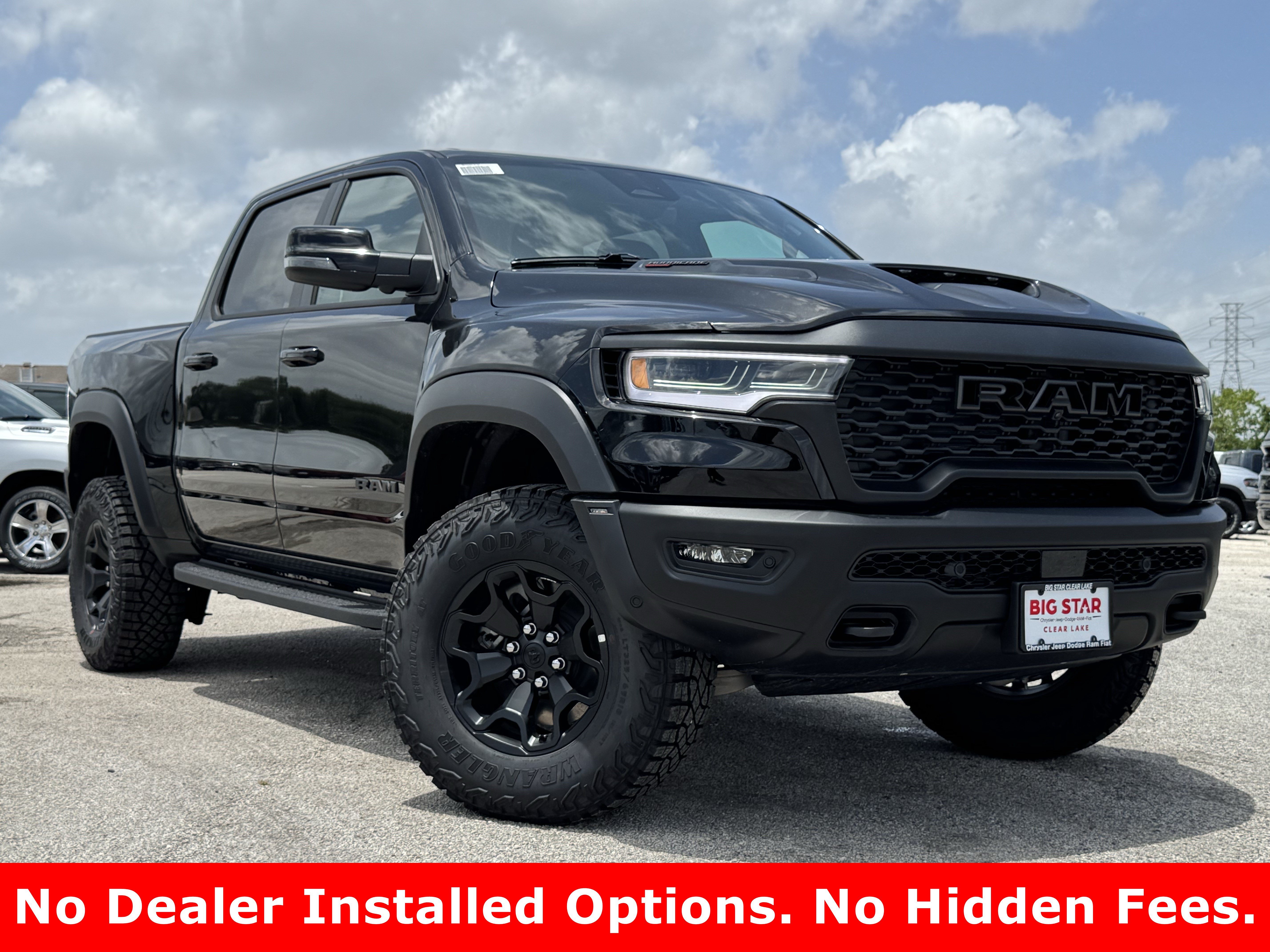 New 2026 Diamond Black Crystal Pearl-Coat Exterior Paint RAM RHO image 2