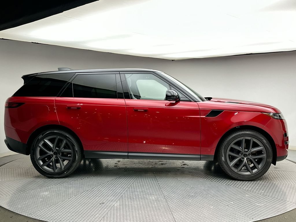 New 2026 Firenze Red Land Rover SE image 12