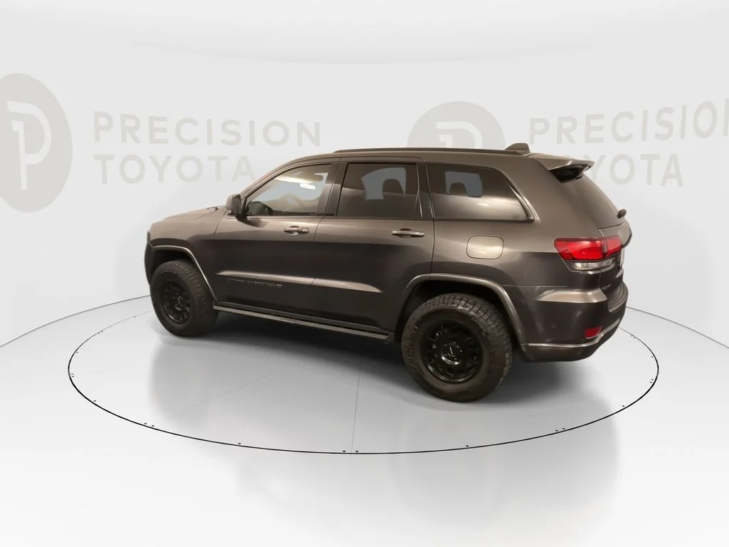 Used 2021 Granite Crystal Metallic Clearcoat Jeep Limited image 24