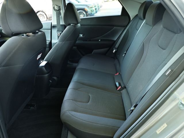 Used 2026 Fluid Metal Hyundai SE image 26