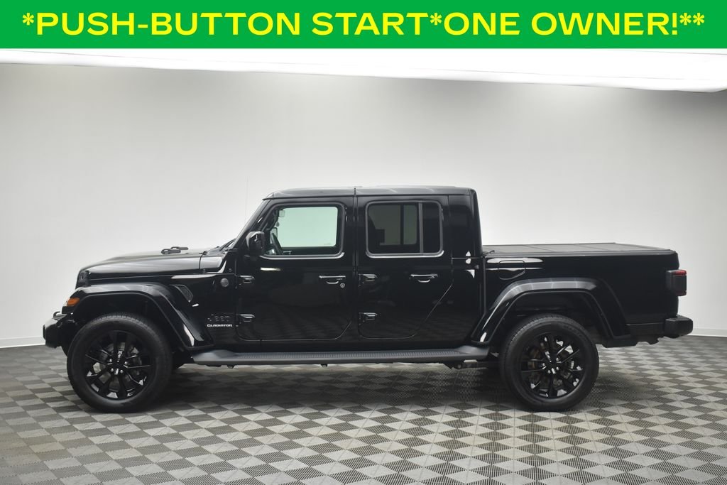 Certified Used 2021 Black Clearcoat Jeep Overland image 10