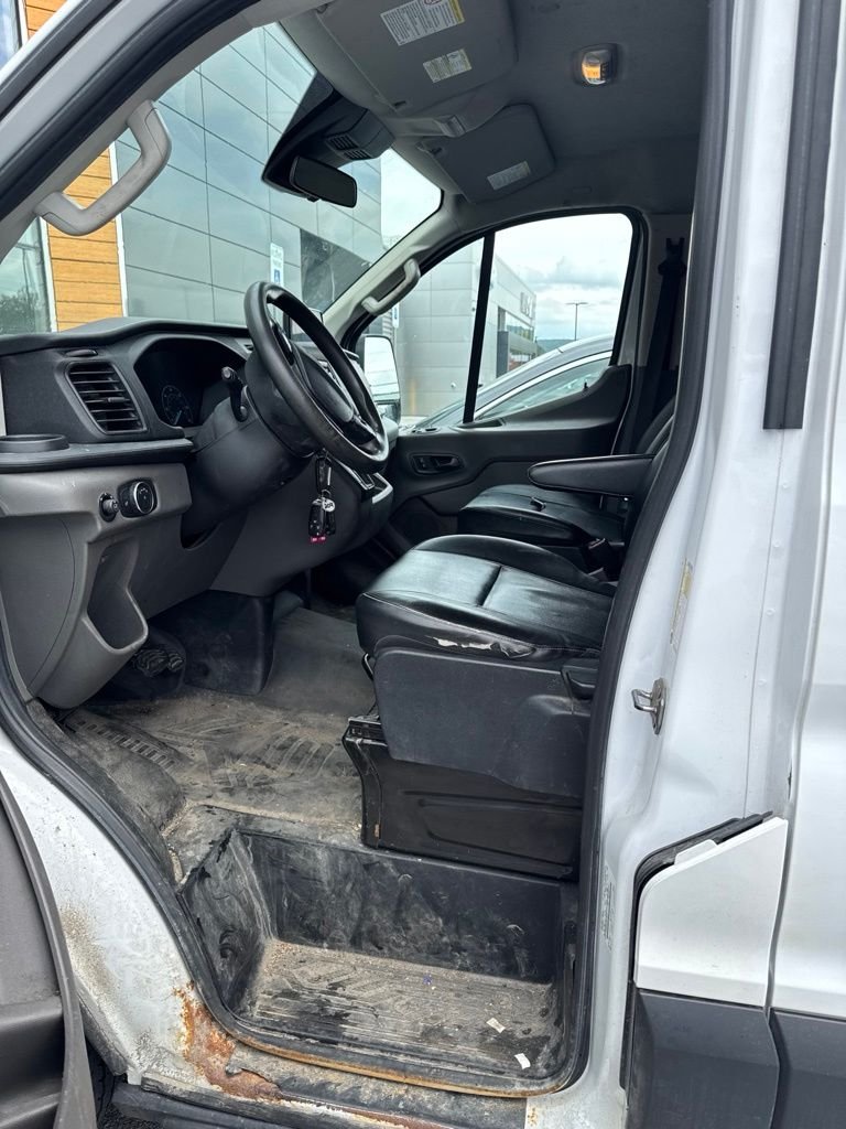 Used 2020 Oxford White Ford Base image 6