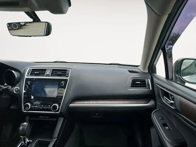 2019 Subaru Outback Limited - Photo 8