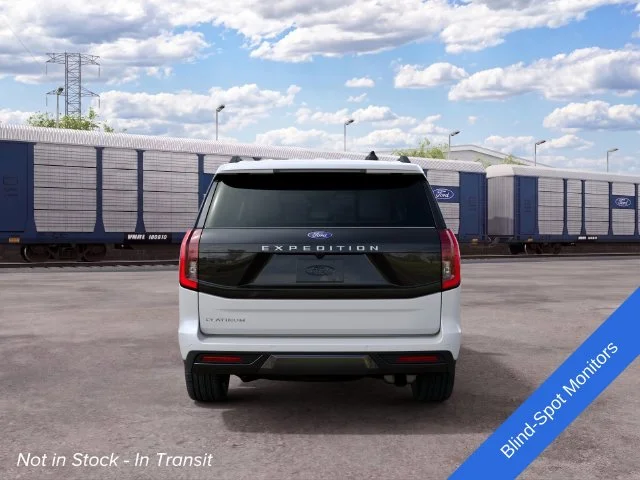 New 2027 Star White Metallic Tri-Coat Ford Platinum image 7