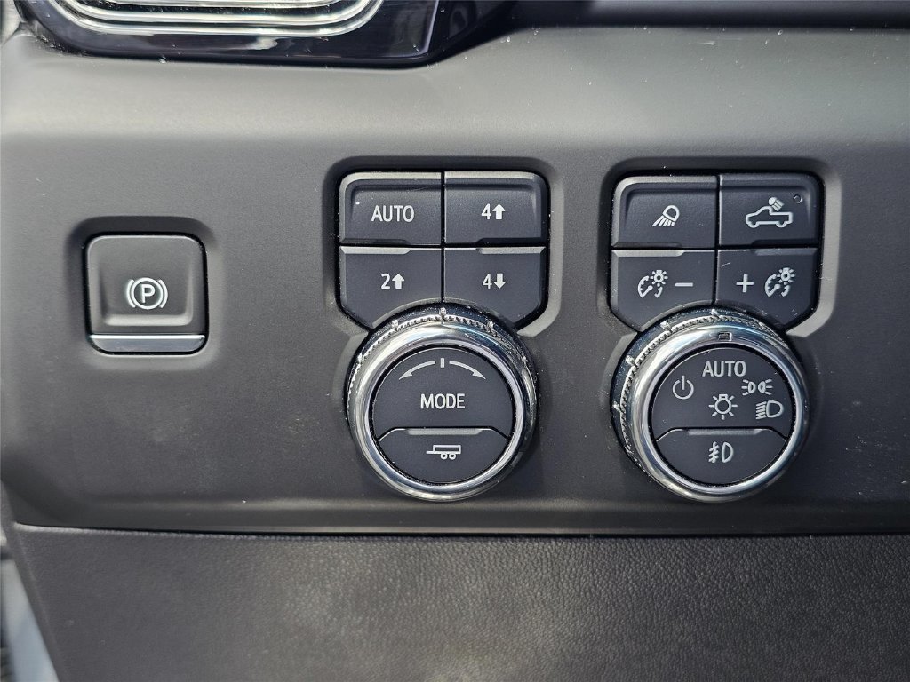2023 GMC Sierra 1500 AT4X - Photo 19