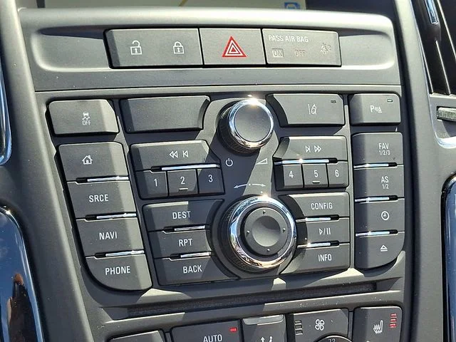 Used 2016 White Buick Premium image 16