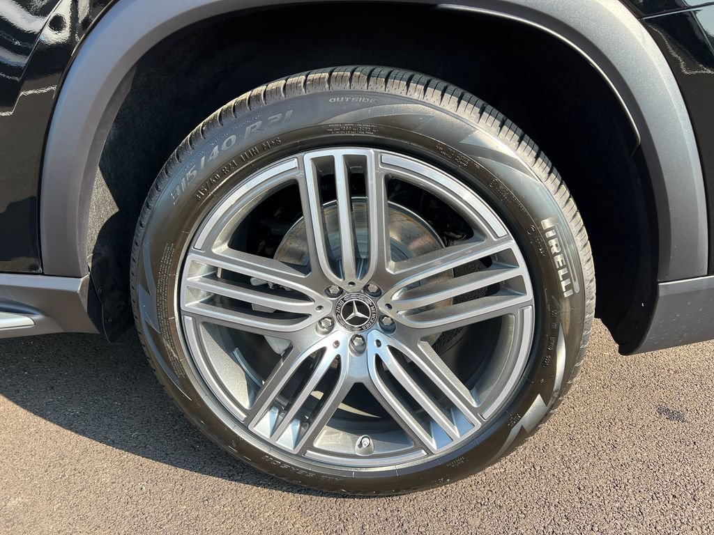 New 2026 Black Mercedes-Benz GLS 450 image 71