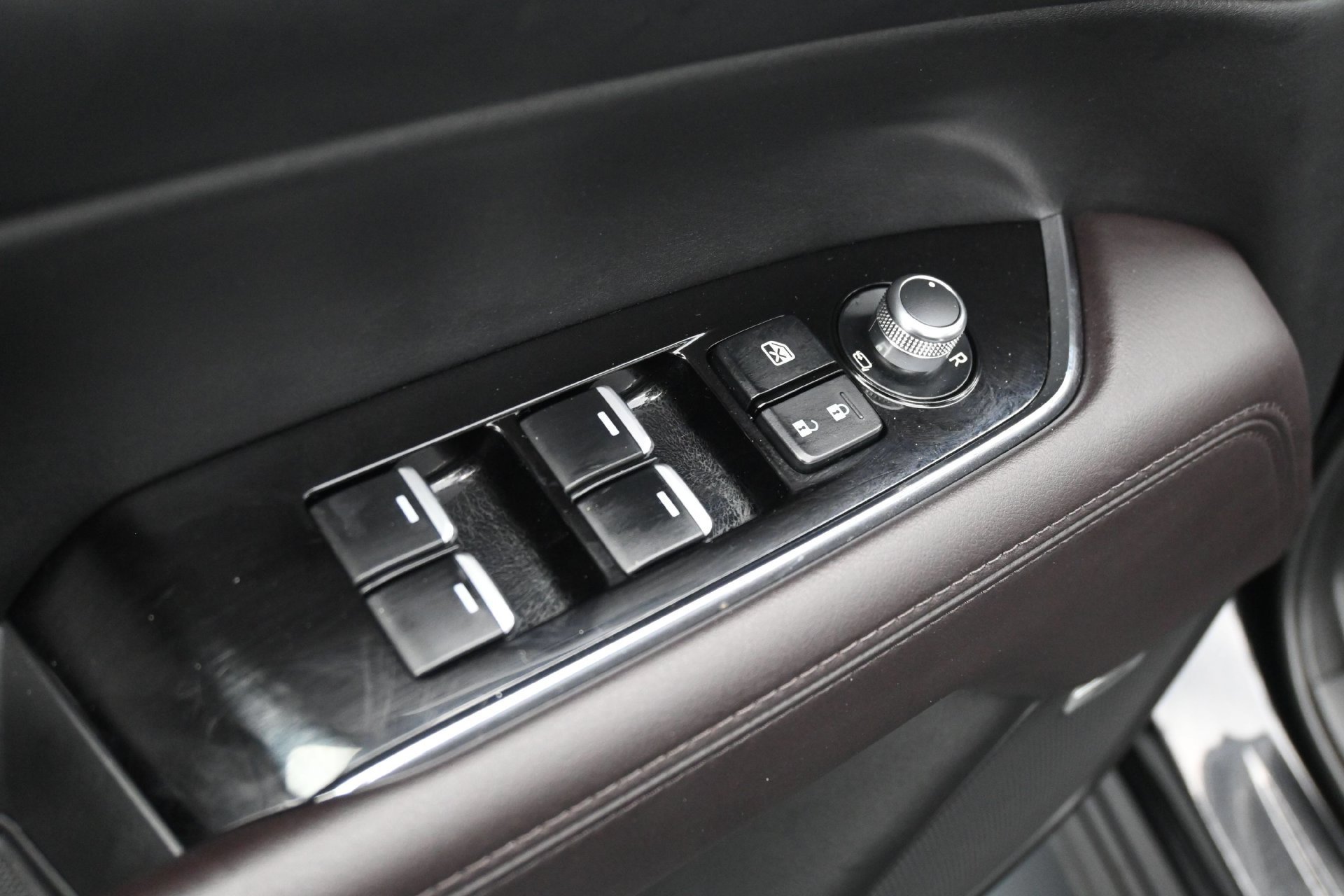 Used 2023 Jet Black Mica Mazda 2.5 Turbo Signature image 20
