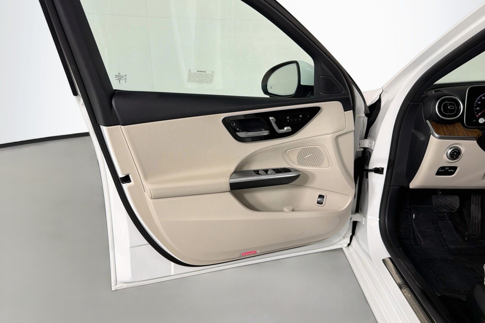 Certified Used 2024 Polar White Mercedes-Benz C 300 image 23