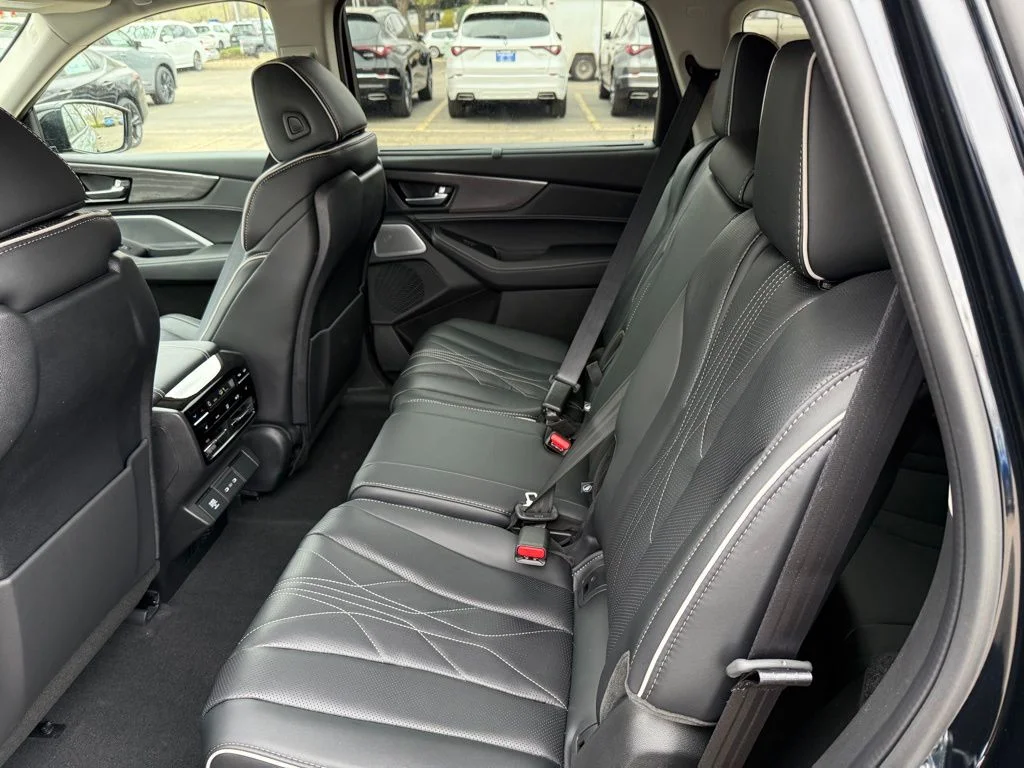 New 2026 Majestic Black Pearl Acura Advance Package image 15
