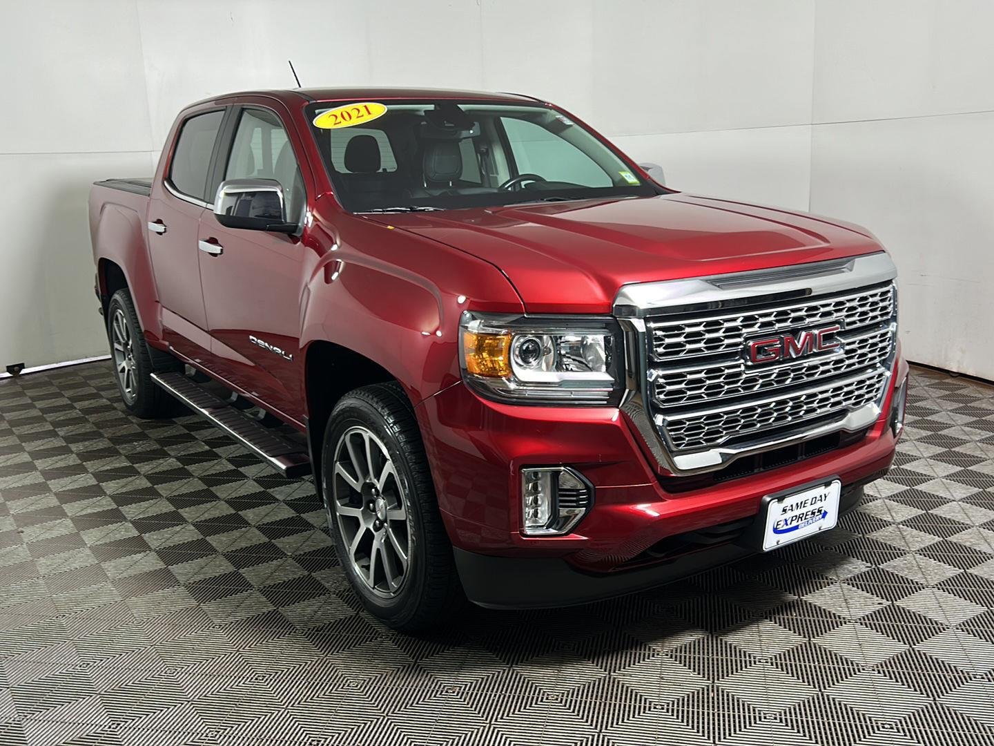 Used 2021 Cayenne Red Tintcoat GMC 4WD Denali image 4