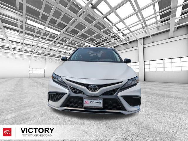 Certified Used 2023 MID BLK/WIND CHILL Toyota  image 8