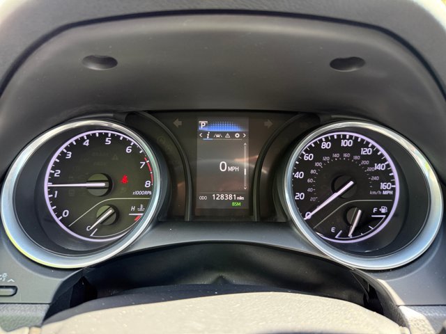 Used 2020 Super White Toyota SE image 11
