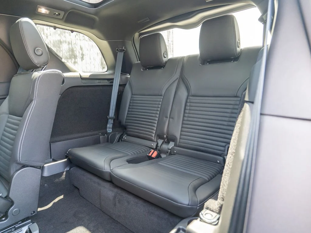 New 2026 Santorini Black Land Rover  image 23