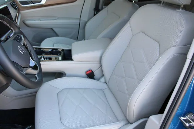 2026 Volkswagen Atlas SE w/Tech - Photo 5