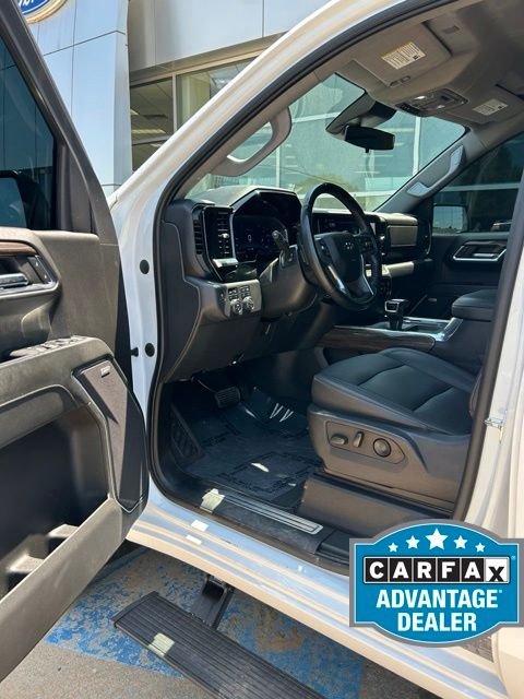 Used 2023 White Chevrolet LT Trail Boss image 15