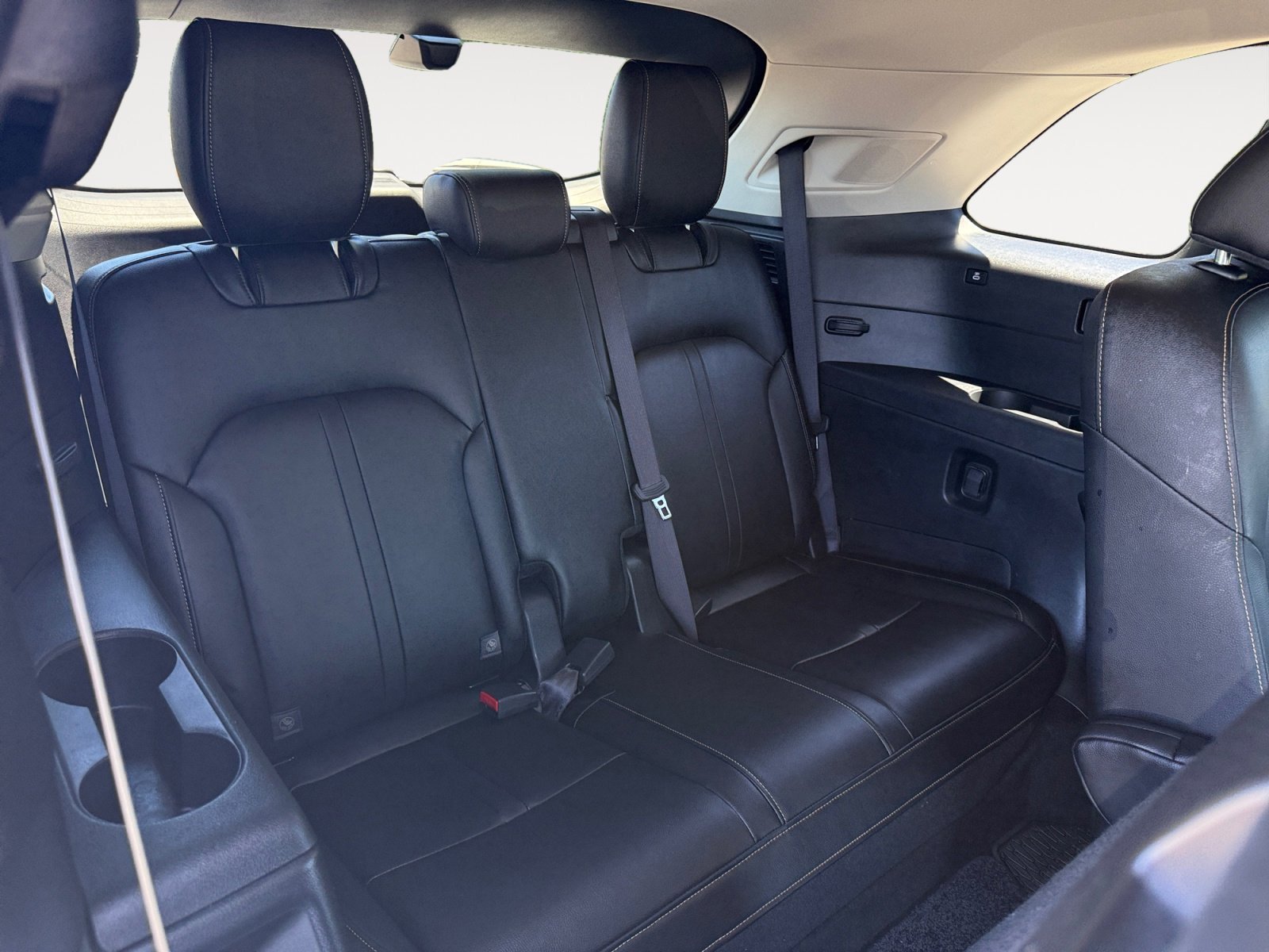 Certified Used 2024 White Mazda Premium image 19
