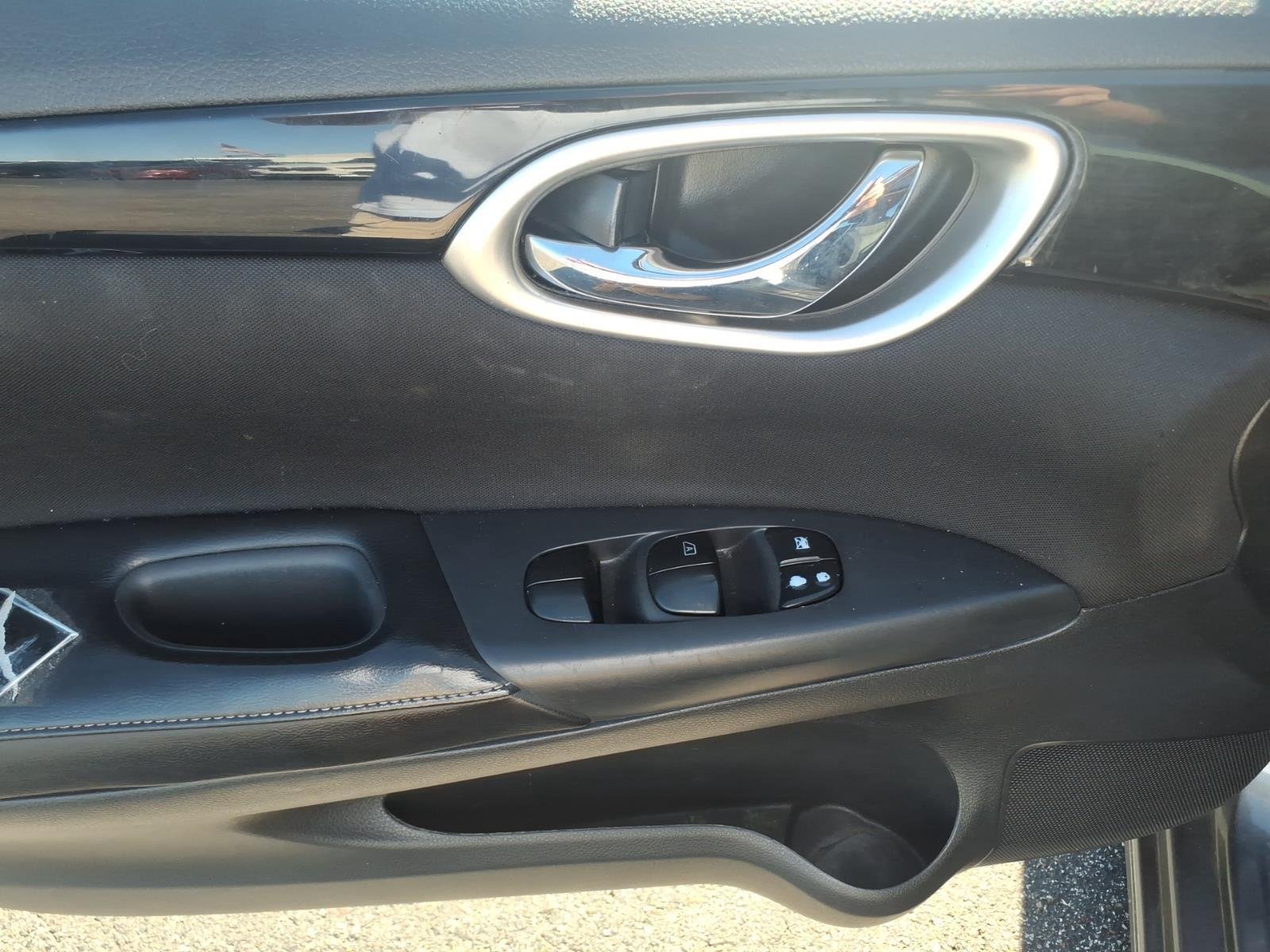 Used 2016 Gun Metallic Nissan SV image 18