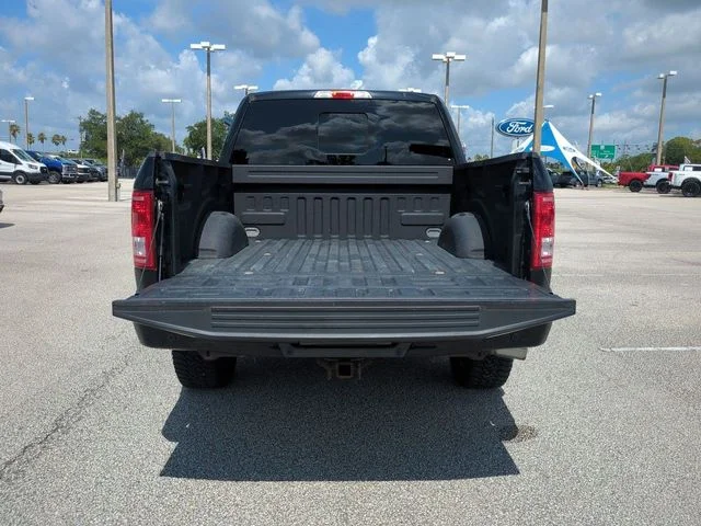 Used 2016 Black Ford XLT image 13