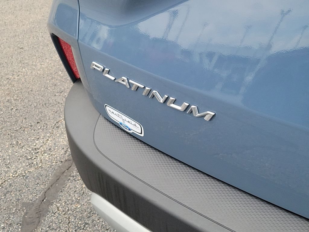 Certified Used 2023 Vapor Blue Ford Platinum image 6