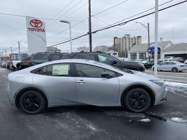 New 2026 Cutting Edge Toyota SE image 2