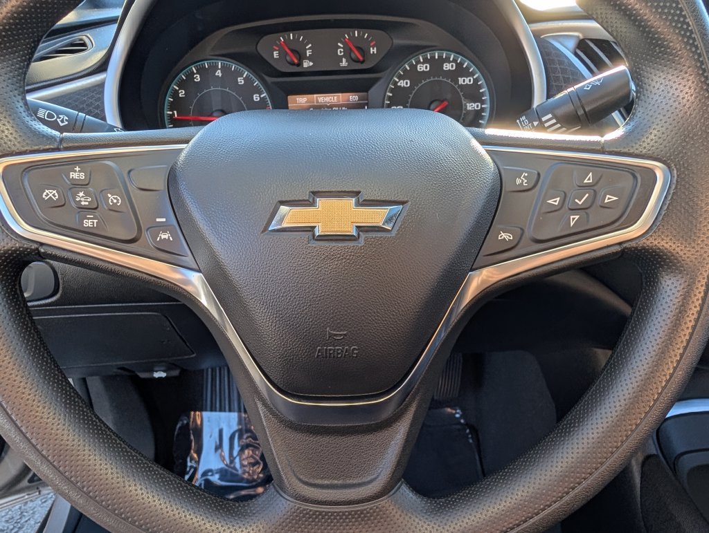 Used 2024 Gray Chevrolet LT image 19