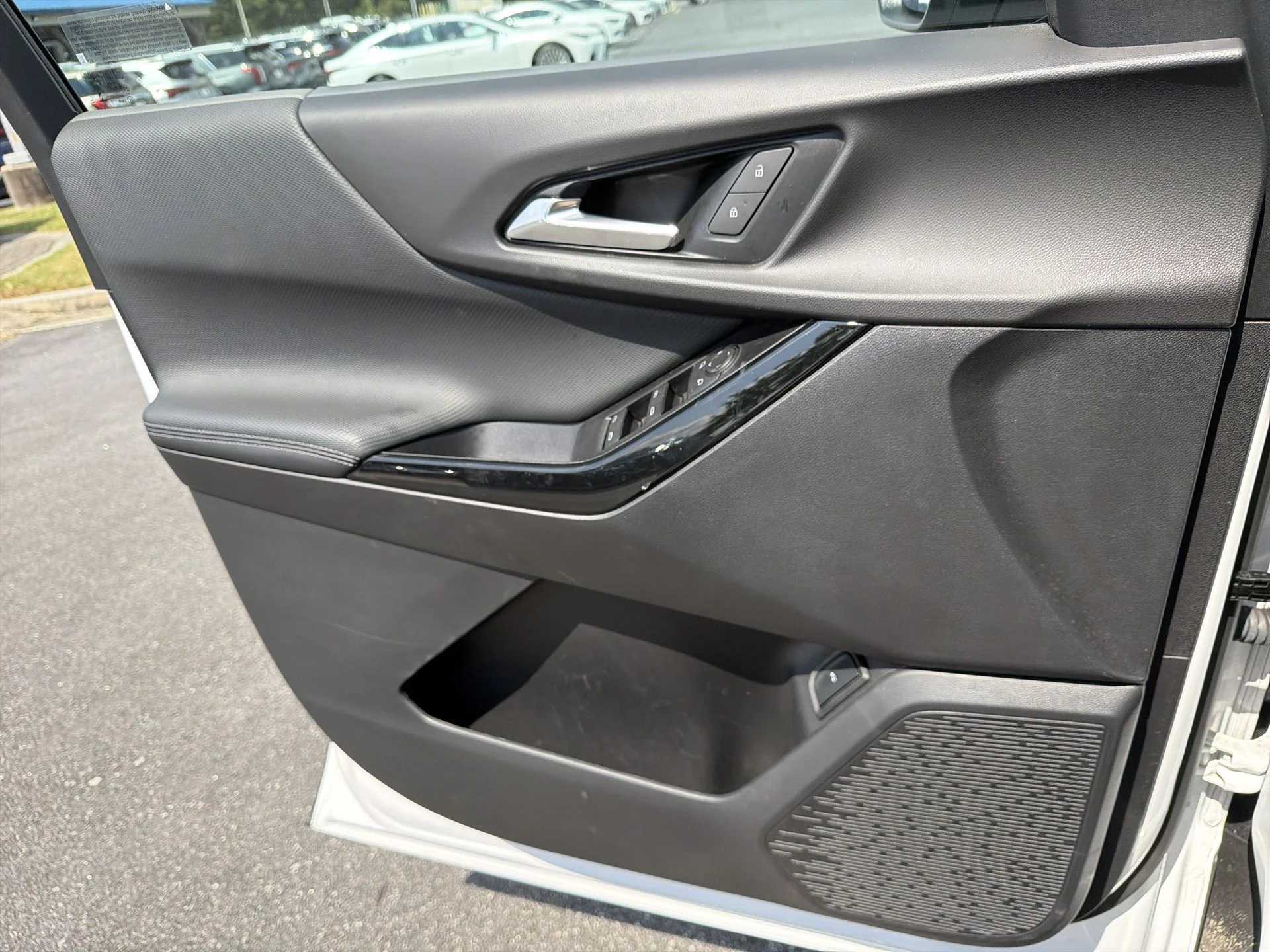 Certified Used 2026 Summit White Chevrolet LT image 18
