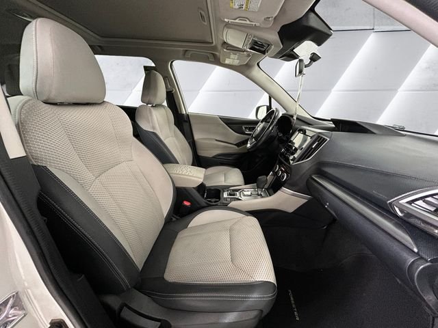 Used 2022 White Subaru Premium image 13