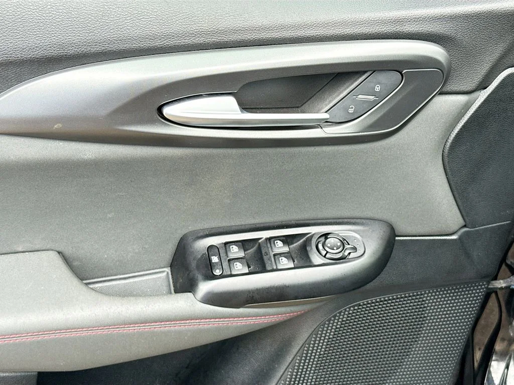 Used 2024  Dodge GT image 19