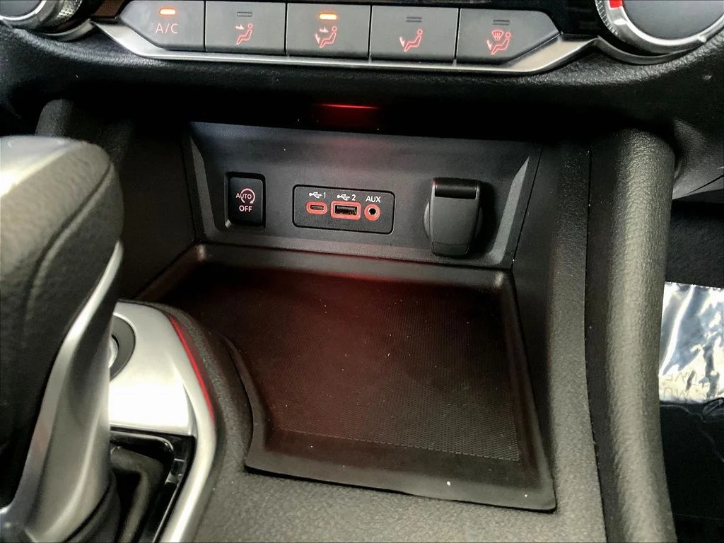 Used 2024 Super Black Nissan SV image 16