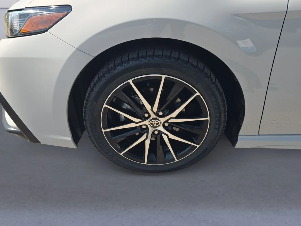 Used 2024 Ice Edge Toyota Hybrid SE image 10