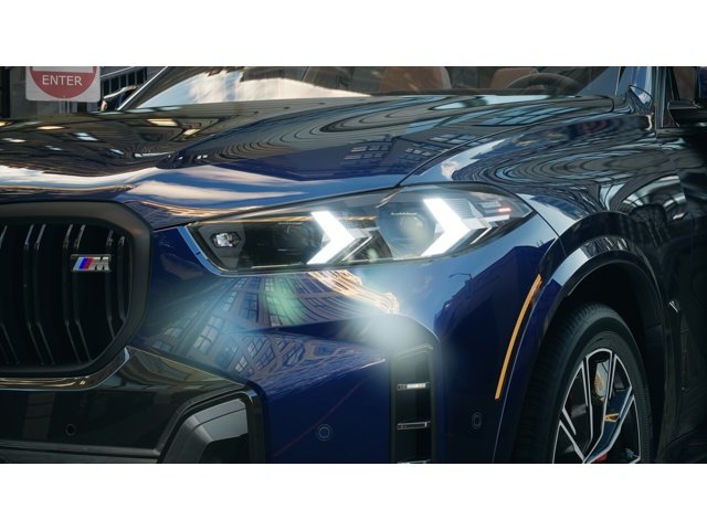 New 2026 Tanzanite Blue II Metallic BMW  image 6