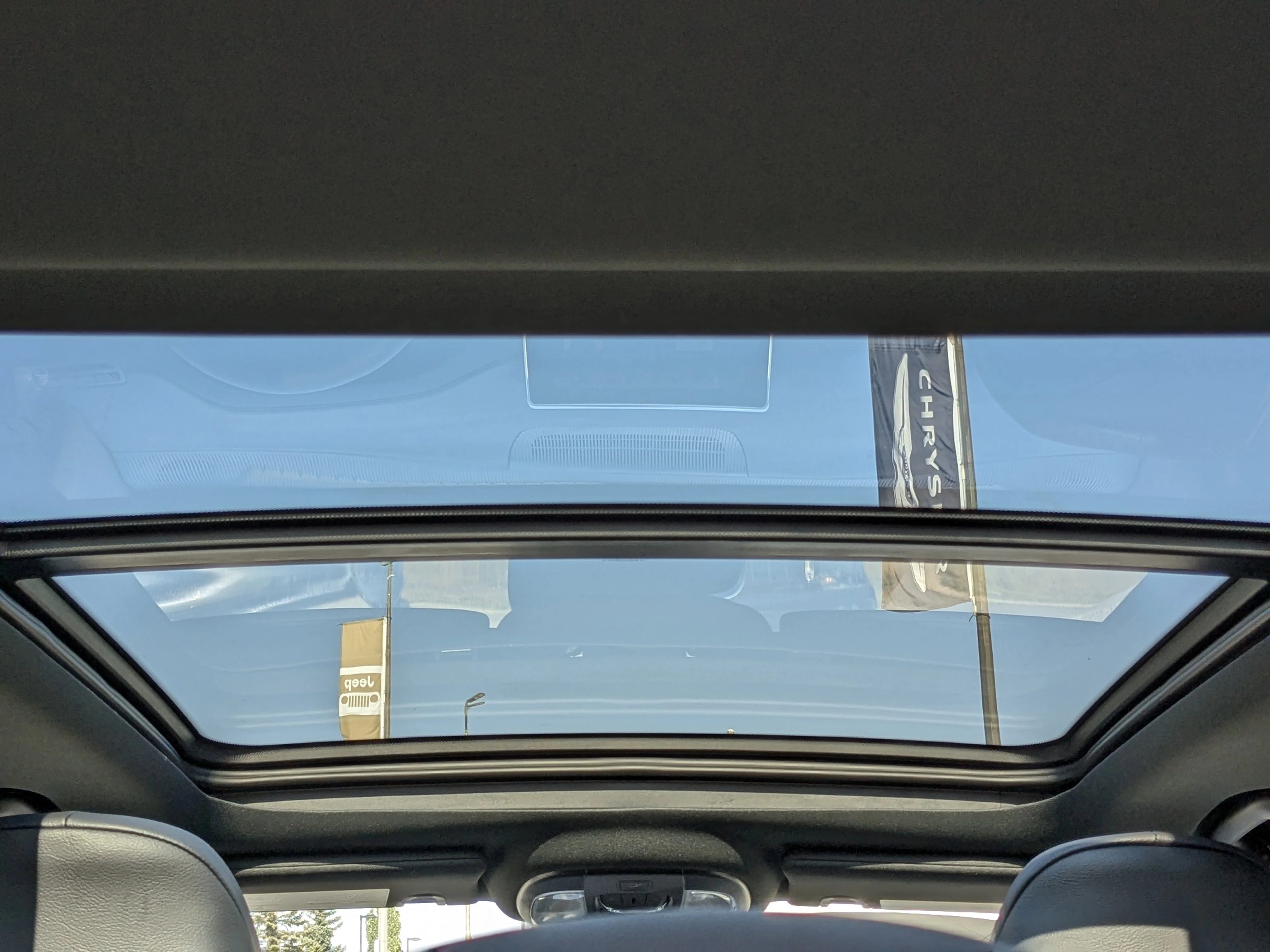 New 2026 Black Jeep North - Panoramic Sunroof - Alpine Audio -  Adaptive Cruise - Power Liftgate & Tons More! image 27